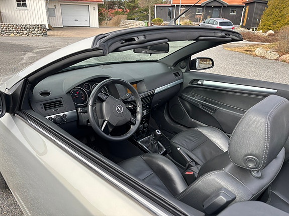 Opel Astra 8 of 8