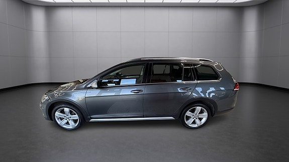 Volkswagen Golf Alltrack 8 of 18