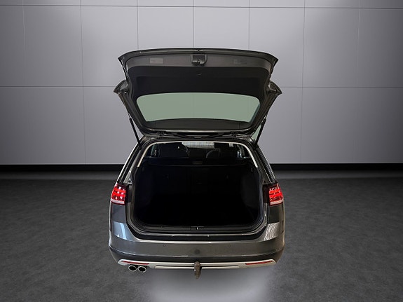 Volkswagen Golf Alltrack 15 of 18