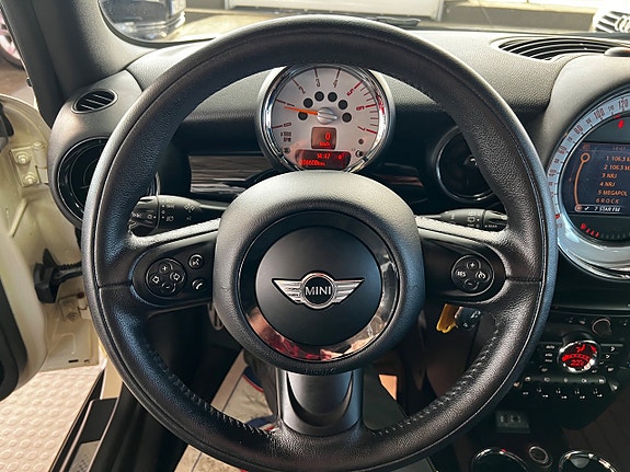 MINI Cooper SD 13 of 18