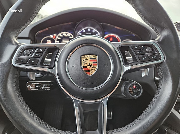 Porsche Cayenne S 14 of 30