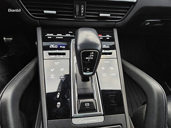 Porsche Cayenne S 25 of 30