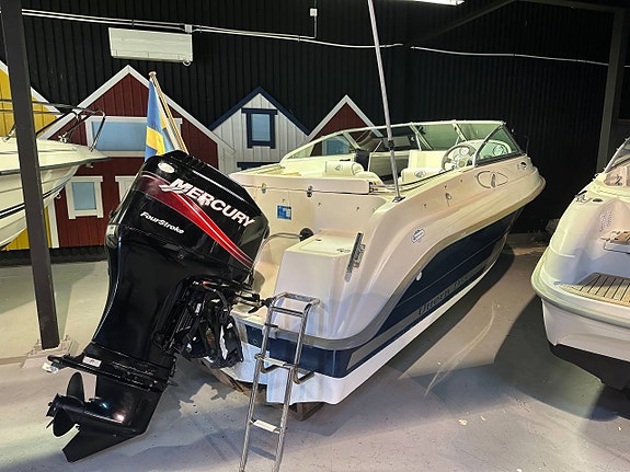 Uttern D55 Exclusive / Mercury F90