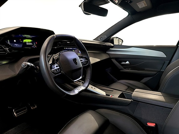 Peugeot 408 5 of 5