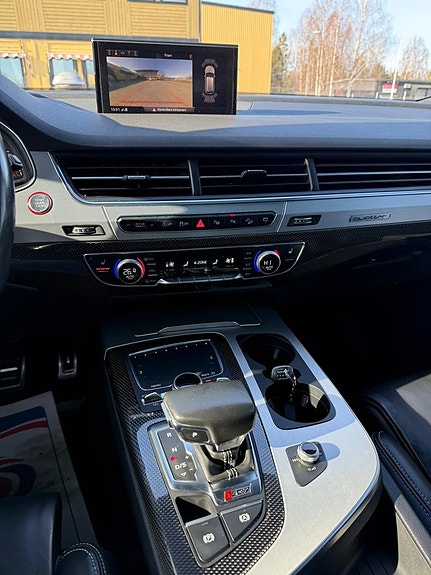 Audi SQ7 12 of 23