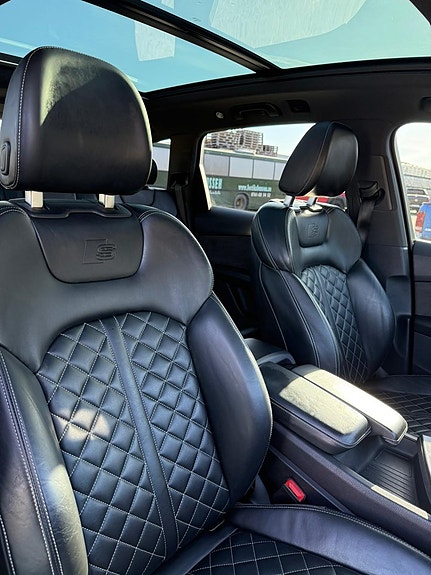 Audi SQ7 16 of 23