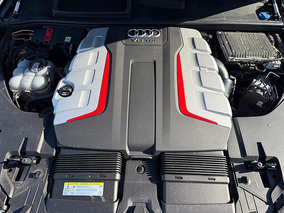 Audi SQ7 22 of 23