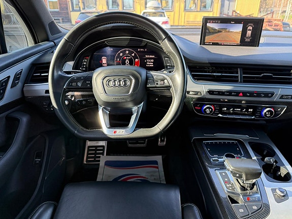 Audi SQ7 8 of 23
