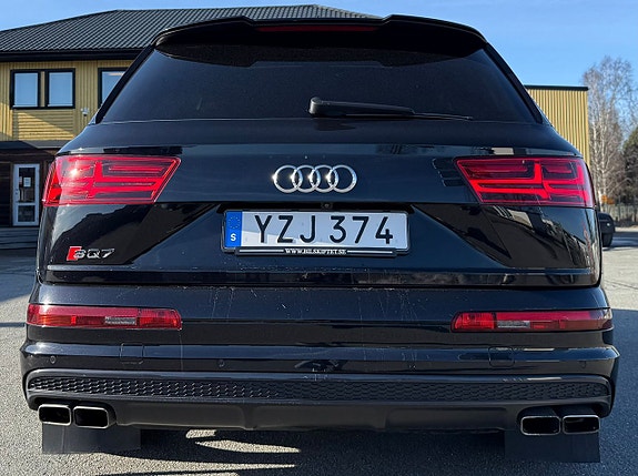 Audi SQ7 5 of 5