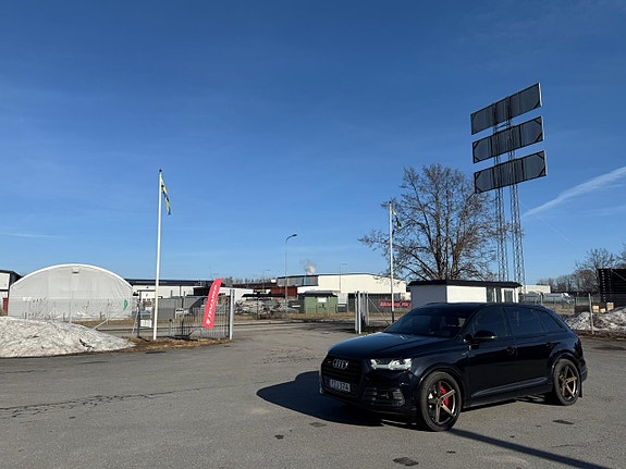 Audi SQ7 23 of 23