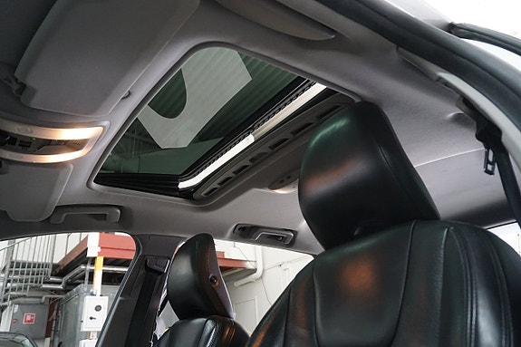 Volvo V60 17 of 26