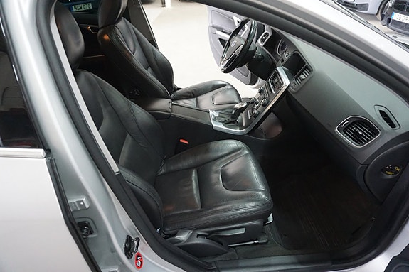 Volvo V60 19 of 26