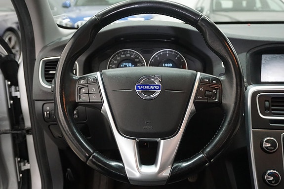 Volvo V60 13 of 26