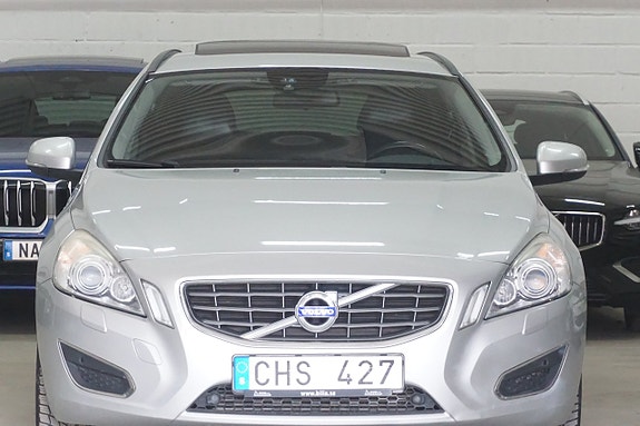 Volvo V60 4 of 26