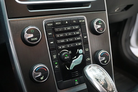 Volvo V60 16 of 26