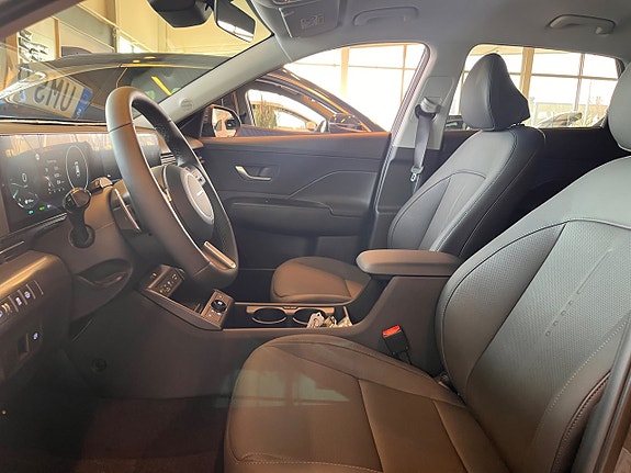 Hyundai Kona 7 of 17