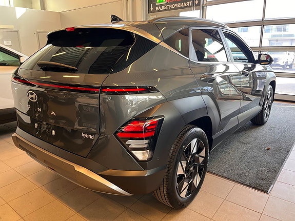Hyundai Kona 5 of 5
