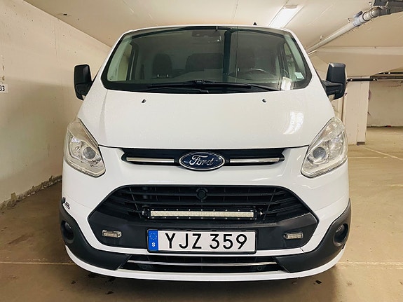 Ford Transit Custom 4 of 18