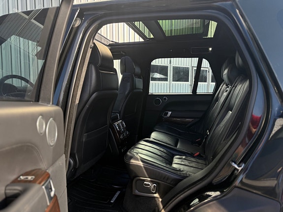 Land Rover Range Rover 25 of 26