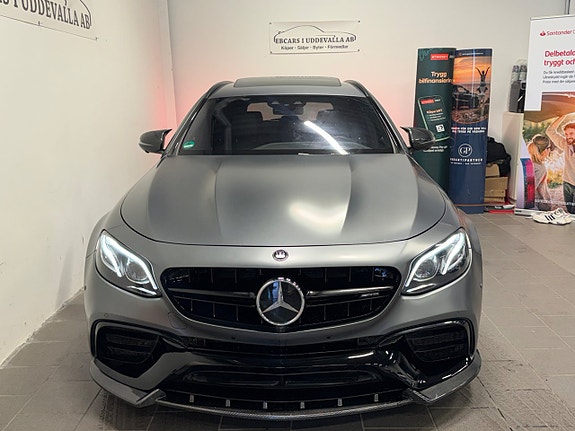 Mercedes-Benz E63 8 of 25