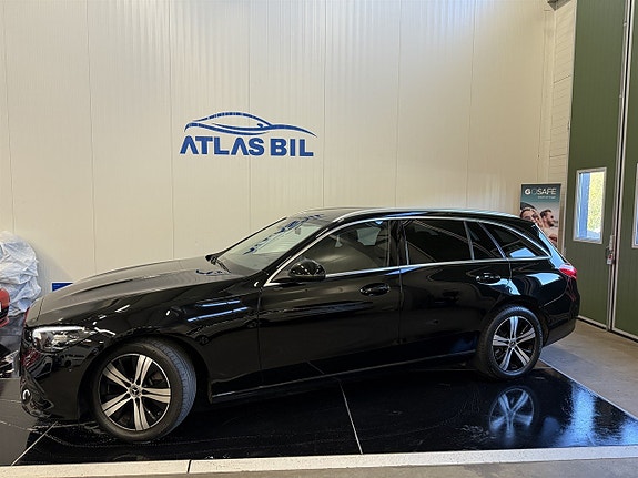 Mercedes-Benz C220 d 2 of 26