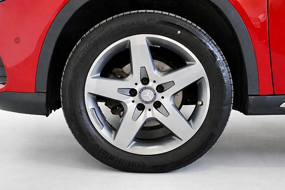 Mercedes-Benz GLA200 9 of 19