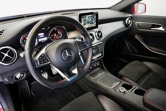 Mercedes-Benz GLA200 10 of 19