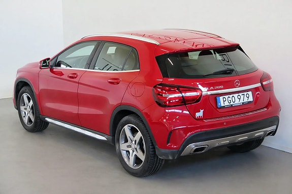 Mercedes-Benz GLA200 7 of 19