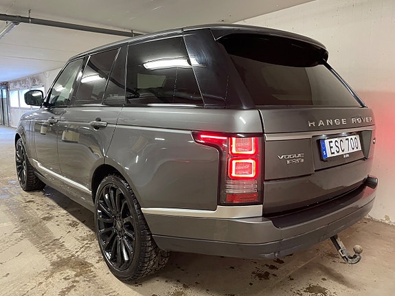 Land Rover Range Rover 3 of 5