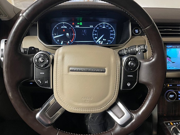Land Rover Range Rover 17 of 21