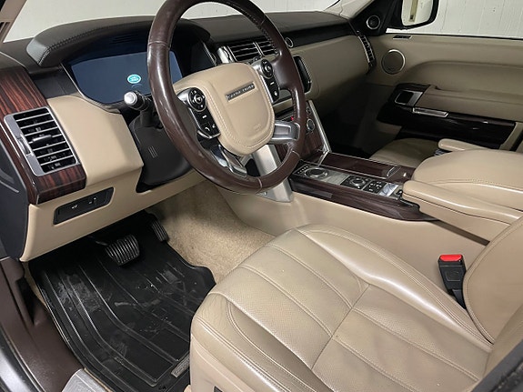 Land Rover Range Rover 9 of 21