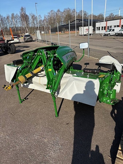 McHale F 3100 2 of 4