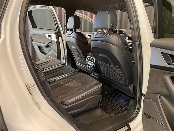 Audi Q7 20 of 30