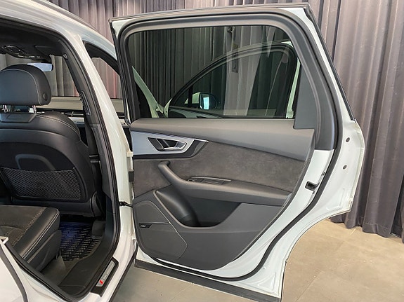 Audi Q7 19 of 30