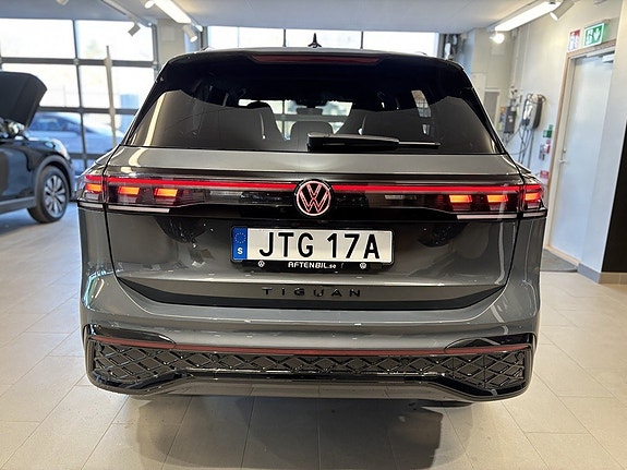Volkswagen Tiguan 6 of 22