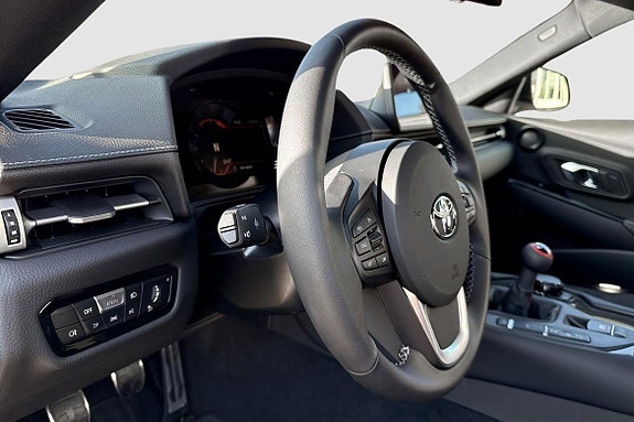 Toyota Supra 10 of 14