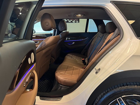 Mercedes-Benz E220 d 20 of 25