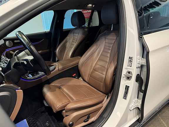 Mercedes-Benz E220 d 10 of 25