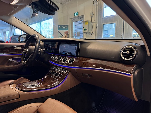 Mercedes-Benz E220 d 9 of 25