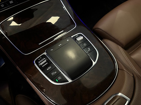 Mercedes-Benz E220 d 16 of 25