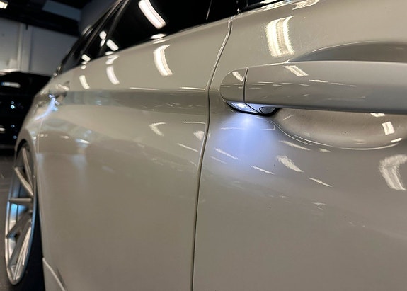 BMW 320 19 of 24