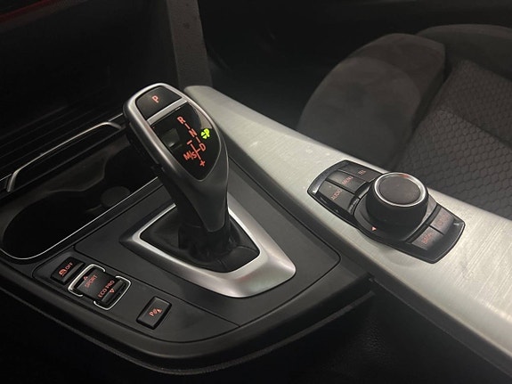 BMW 320 11 of 24