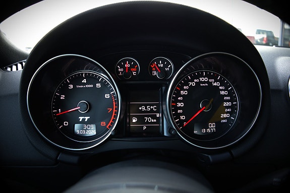 Audi TT 12 of 18