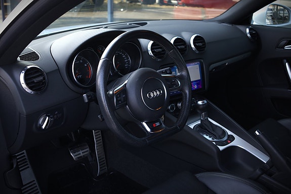 Audi TT 10 of 18