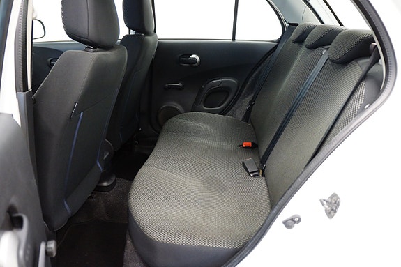 Nissan Micra 6 of 13