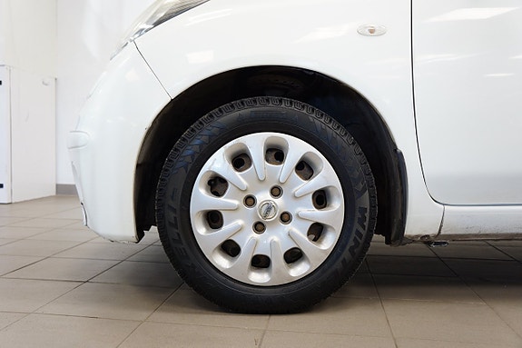 Nissan Micra 2 of 5