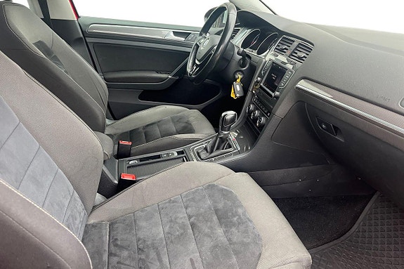 Volkswagen Golf Alltrack 5 of 5