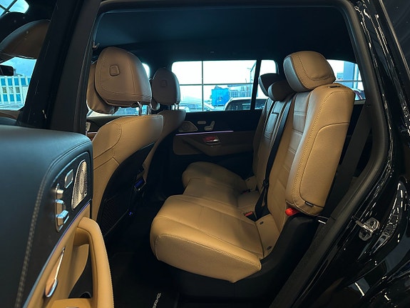 Mercedes-Benz GLS450 d 13 of 14