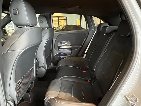 Mercedes-Benz GLA250 e 10 of 22