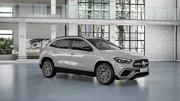 Mercedes-Benz GLA250 e 16 of 22